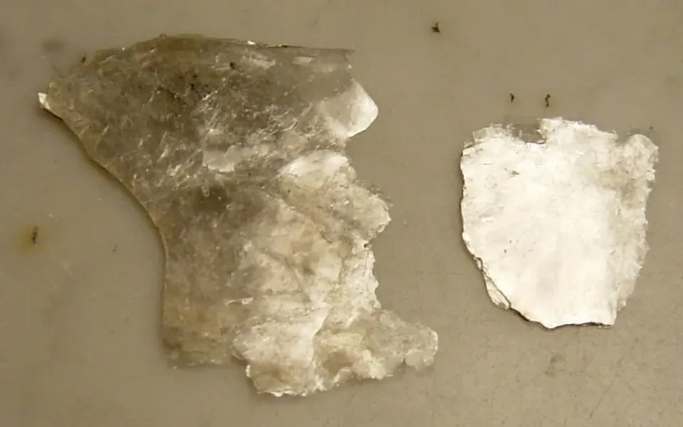 Mica, pierre naturelle
