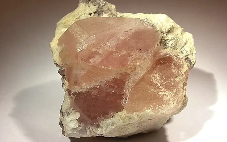 Morganite, pierre naturelle