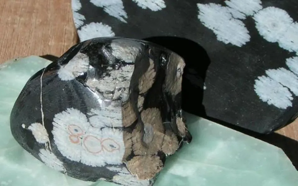 Obsidienne flocon de neige, pierre naturelle
