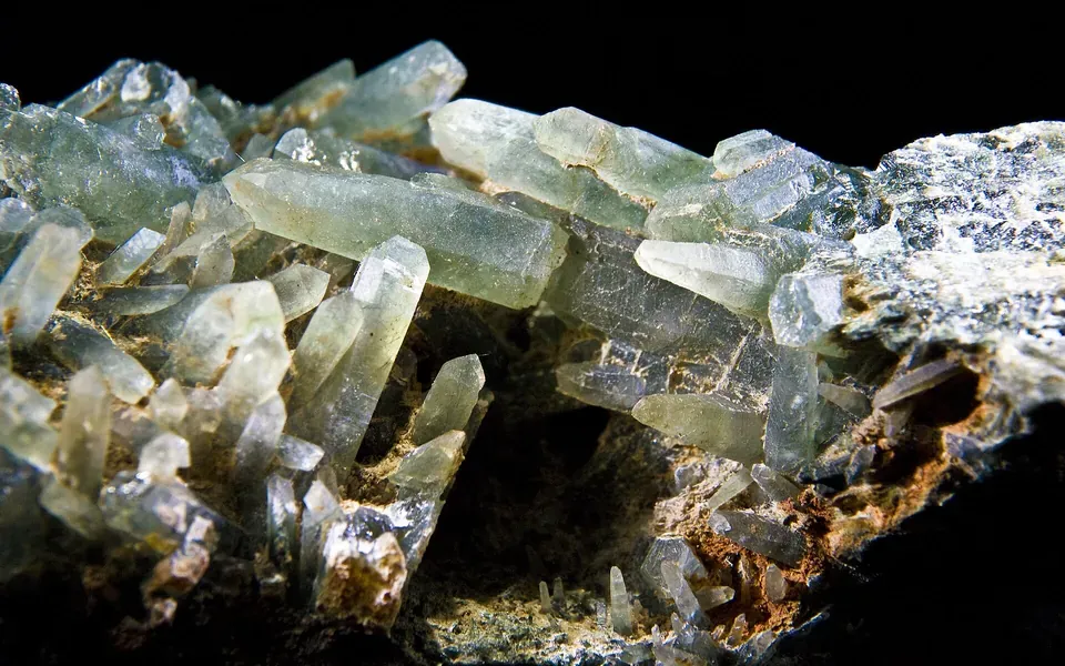 Prasiolite, pierre naturelle