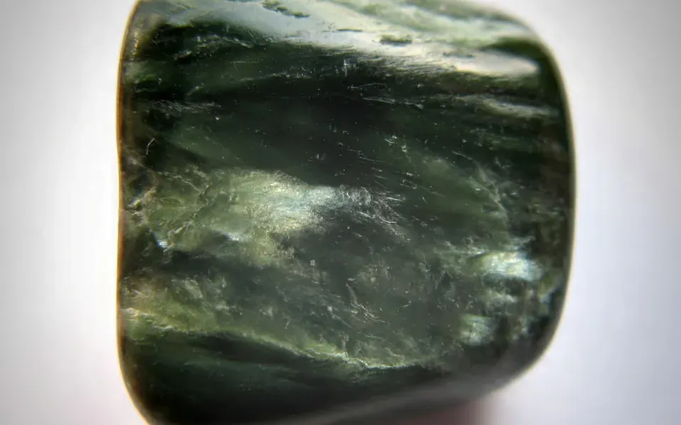 Seraphinite, pierre naturelle