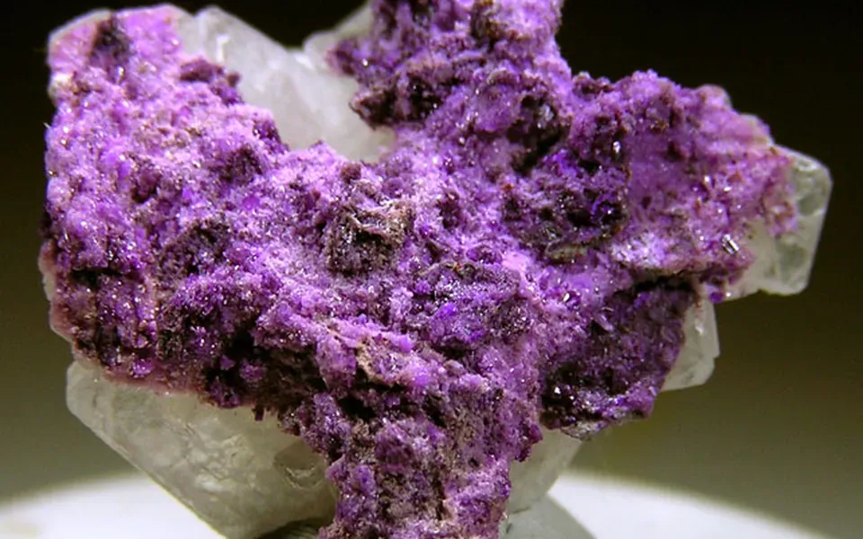 Sugilite, pierre naturelle