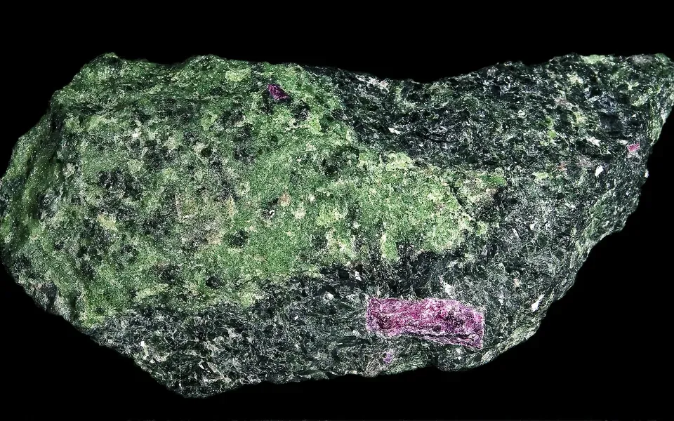 Zoisite, pierre naturelle